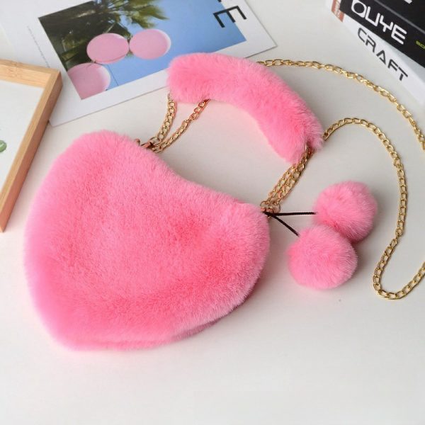 Fashion plush heart-shaped handbag for women, can be worn cross-body or in hand, peach heart coin purse