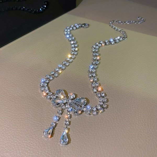 Butterfly necklace earrings artificial crystal diamond bow necklace short tassel earrings high-end collar accessories