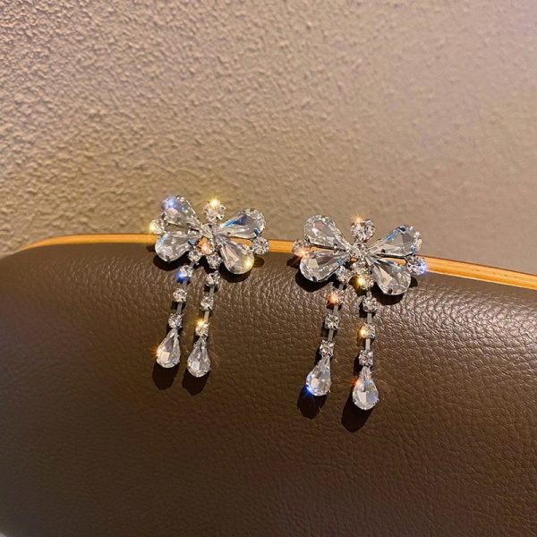 Butterfly necklace earrings artificial crystal diamond bow necklace short tassel earrings high-end collar accessories