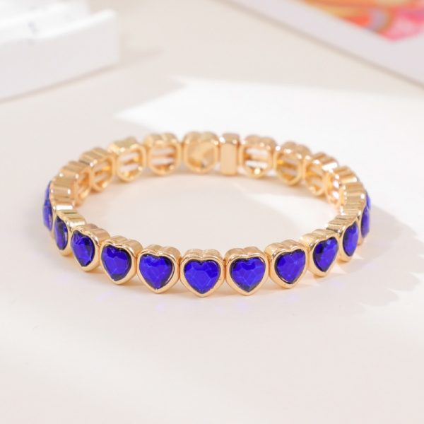 Love alloy diamond bracelet colorful heart-shaped bracelet ladies elastic bracelet fashion jewelry a variety of colors optional