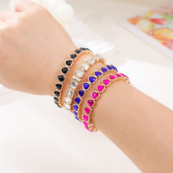 Love alloy diamond bracelet colorful heart-shaped bracelet ladies elastic bracelet fashion jewelry a variety of colors optional