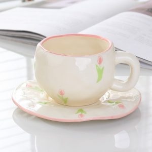 Handmade creative ceramic cup and saucer set Irregular hand-painted love cute mug flower water cup capacity 300ml high temperature firing 34 patterns can be chosen for coffee, tea, cocoa, a variety of hot and cold drinks Free cat claw spoon and cat claw colander