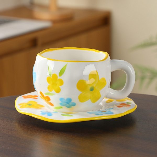 Handmade creative ceramic cup and saucer set Irregular hand-painted love cute mug flower water cup capacity 300ml high temperature firing 34 patterns can be chosen for coffee, tea, cocoa, a variety of hot and cold drinks Free cat claw spoon and cat claw colander