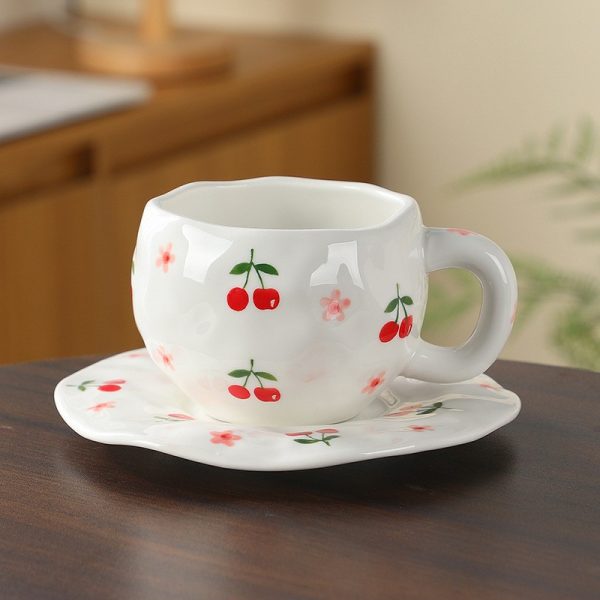 Handmade creative ceramic cup and saucer set Irregular hand-painted love cute mug flower water cup capacity 300ml high temperature firing 34 patterns can be chosen for coffee, tea, cocoa, a variety of hot and cold drinks Free cat claw spoon and cat claw colander