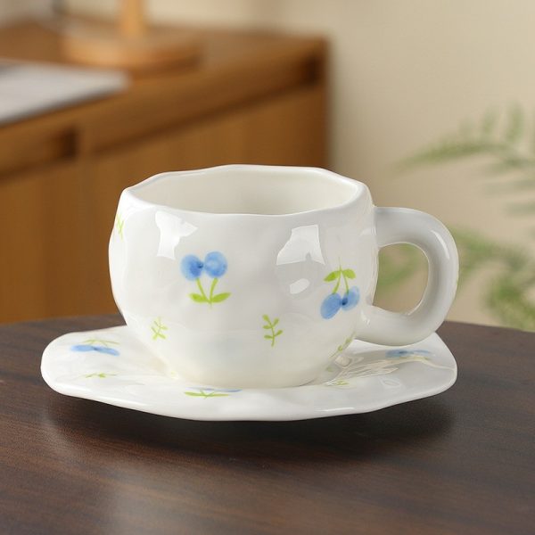 Handmade creative ceramic cup and saucer set Irregular hand-painted love cute mug flower water cup capacity 300ml high temperature firing 34 patterns can be chosen for coffee, tea, cocoa, a variety of hot and cold drinks Free cat claw spoon and cat claw colander