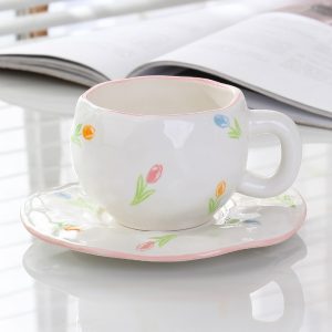 Handmade creative ceramic cup and saucer set Irregular hand-painted love cute mug flower water cup capacity 300ml high temperature firing 34 patterns can be chosen for coffee, tea, cocoa, a variety of hot and cold drinks Free cat claw spoon and cat claw colander