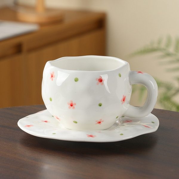 Handmade creative ceramic cup and saucer set Irregular hand-painted love cute mug flower water cup capacity 300ml high temperature firing 34 patterns can be chosen for coffee, tea, cocoa, a variety of hot and cold drinks Free cat claw spoon and cat claw colander