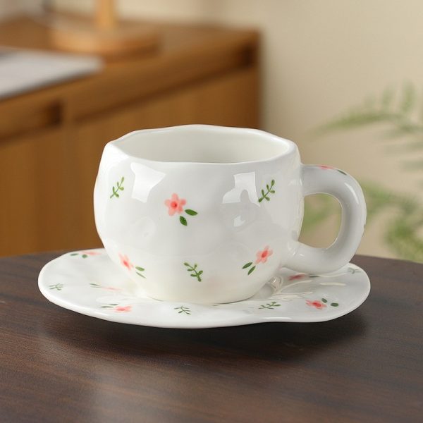 Handmade creative ceramic cup and saucer set Irregular hand-painted love cute mug flower water cup capacity 300ml high temperature firing 34 patterns can be chosen for coffee, tea, cocoa, a variety of hot and cold drinks Free cat claw spoon and cat claw colander